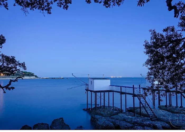 Holiday home Charmante Maison Au Calme