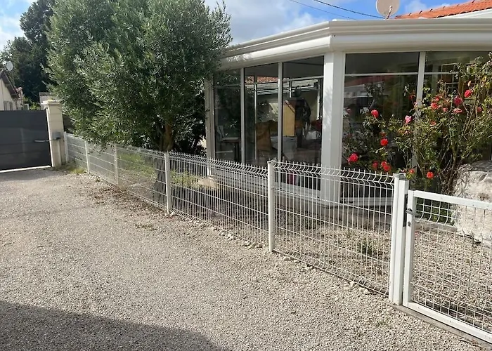 Charmante Maison Au Calme Ferienhaus Royan